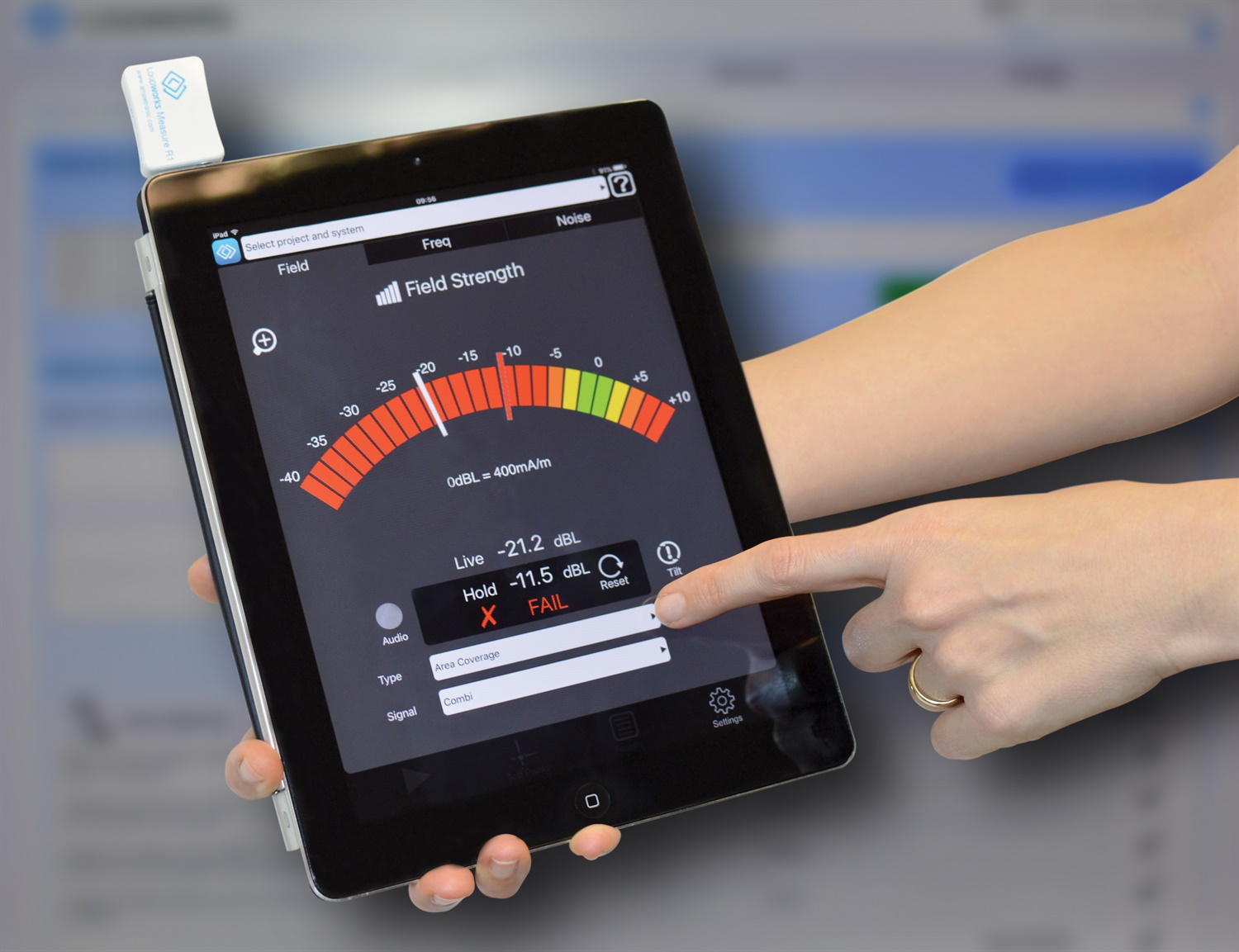 brochure ipad measure